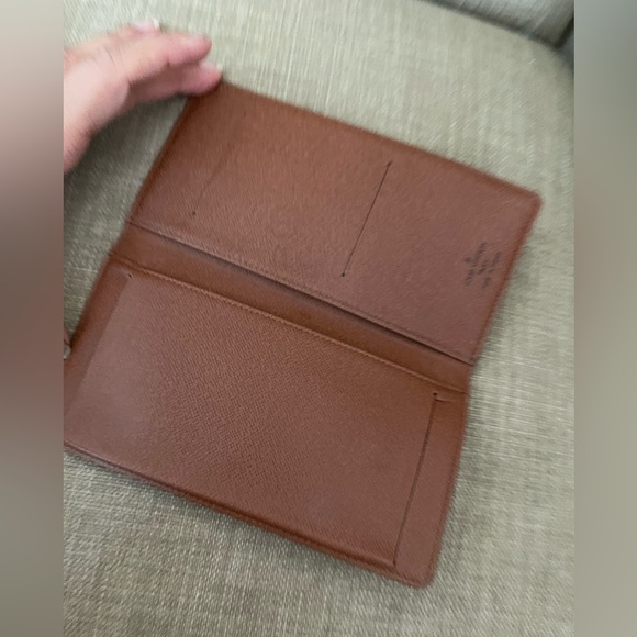 Authentic Louis Vuitton Monogram agenda billfold notebook cover MI1905 - Picture 2 of 10